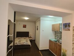 Unirii, Mall Vitan, Aleea Moruzzi, garsoniera